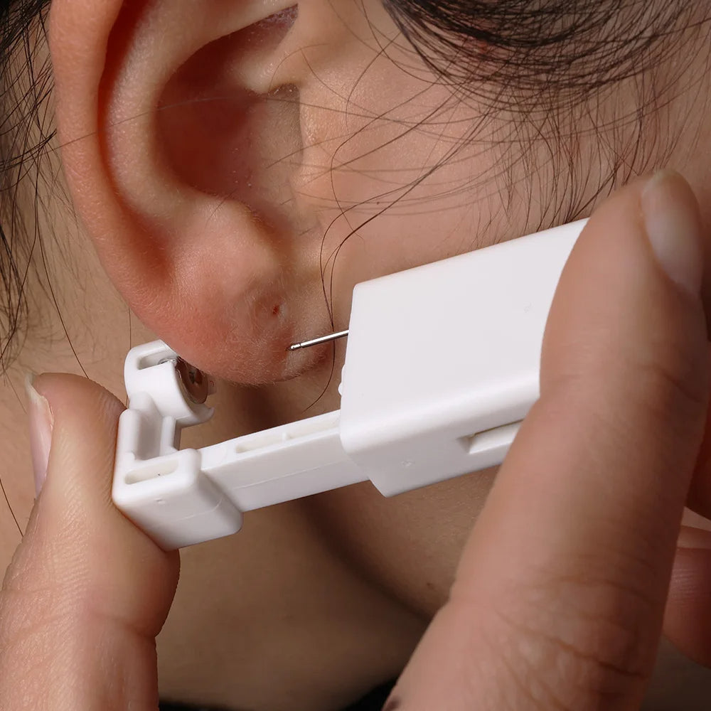 PierceEase™ | Schmerzfreie Lösung für Ohrlochstechen